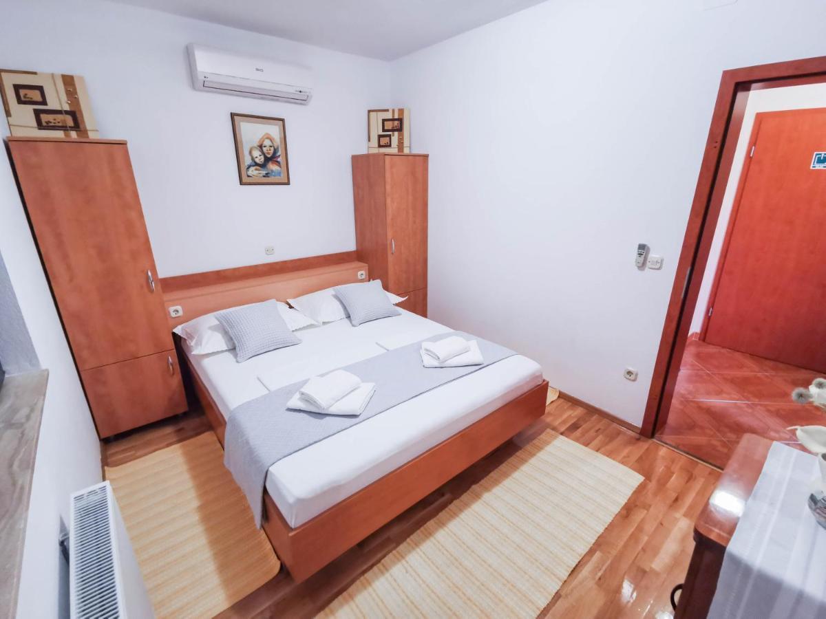 Apartments Vukovic Vanja ماكارسكا المظهر الخارجي الصورة
