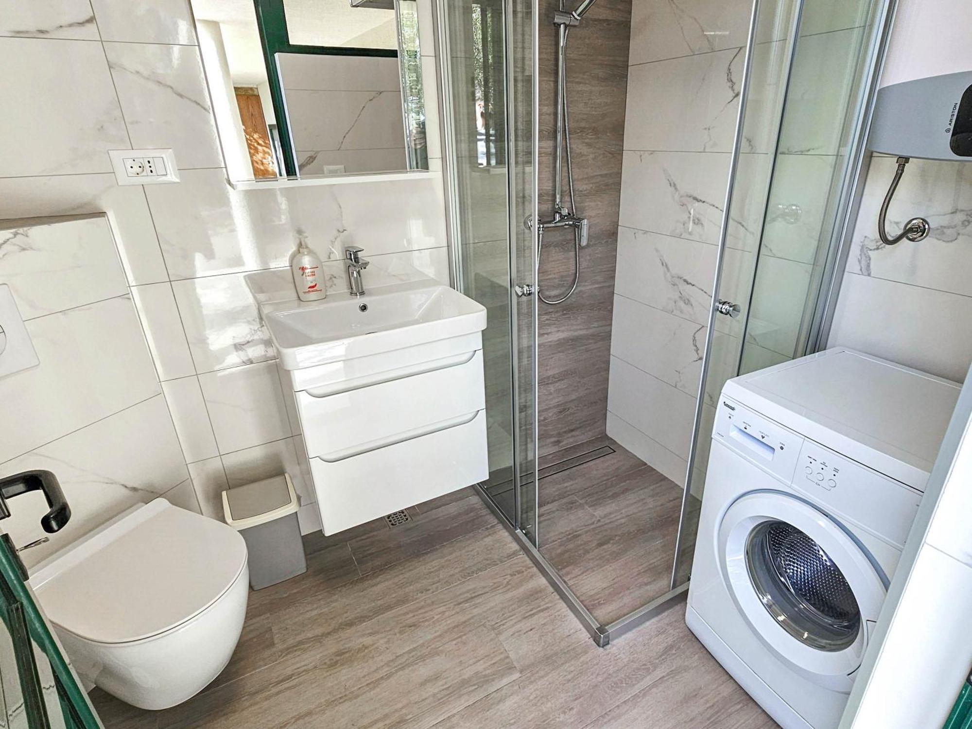 Apartments Vukovic Vanja ماكارسكا المظهر الخارجي الصورة